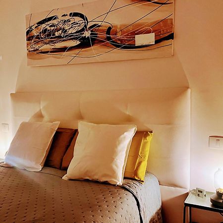 Melo Home 1 Near Airport, Elevator เบซินดาริโอ ภายนอก รูปภาพ